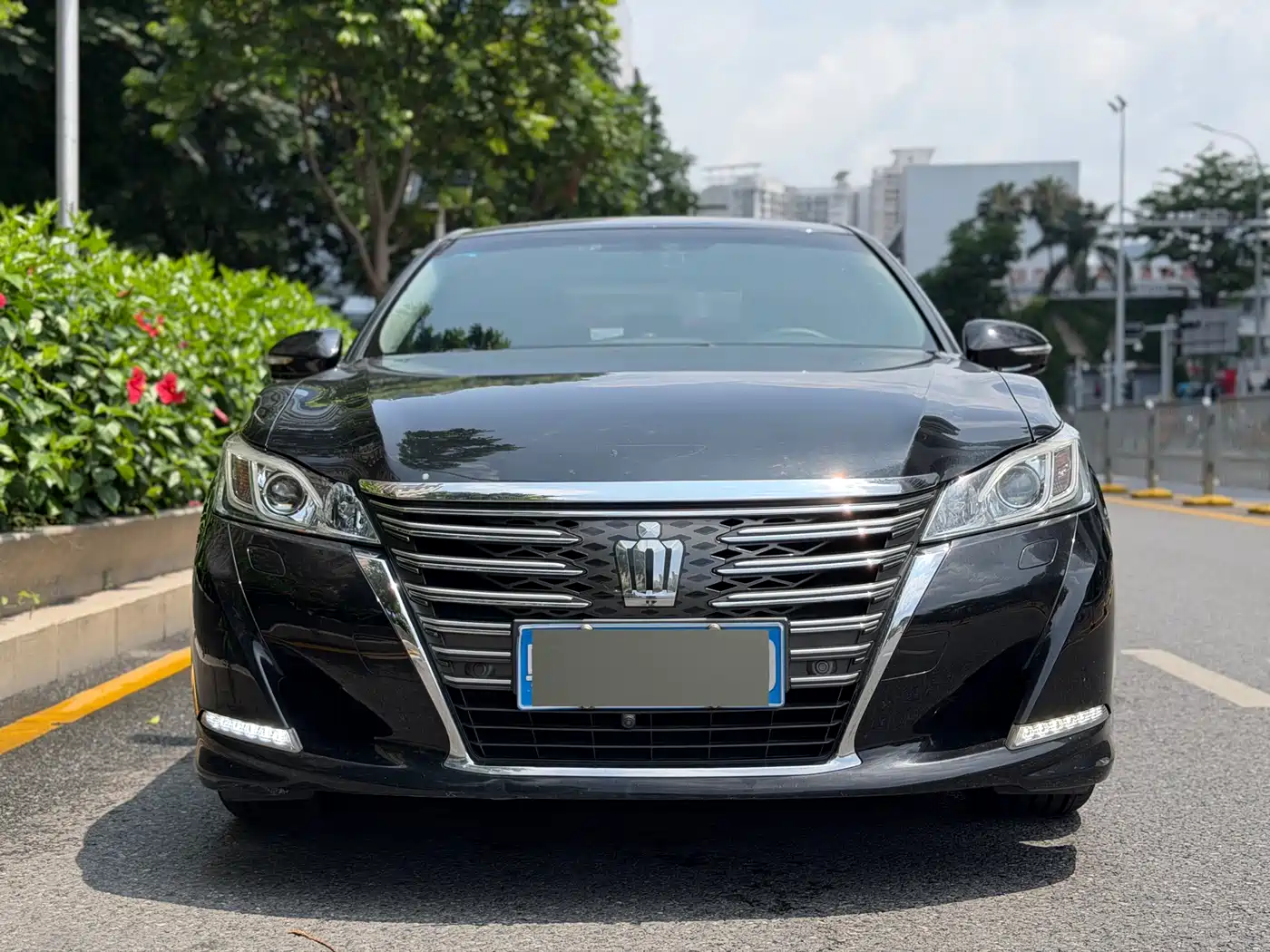 Toyota Crown 2017 2.0T Sport Edition фото 2