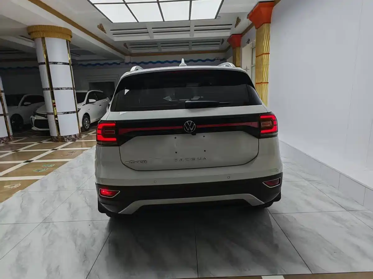 VOLKSWAGEN EXPLORING THE SHADOW