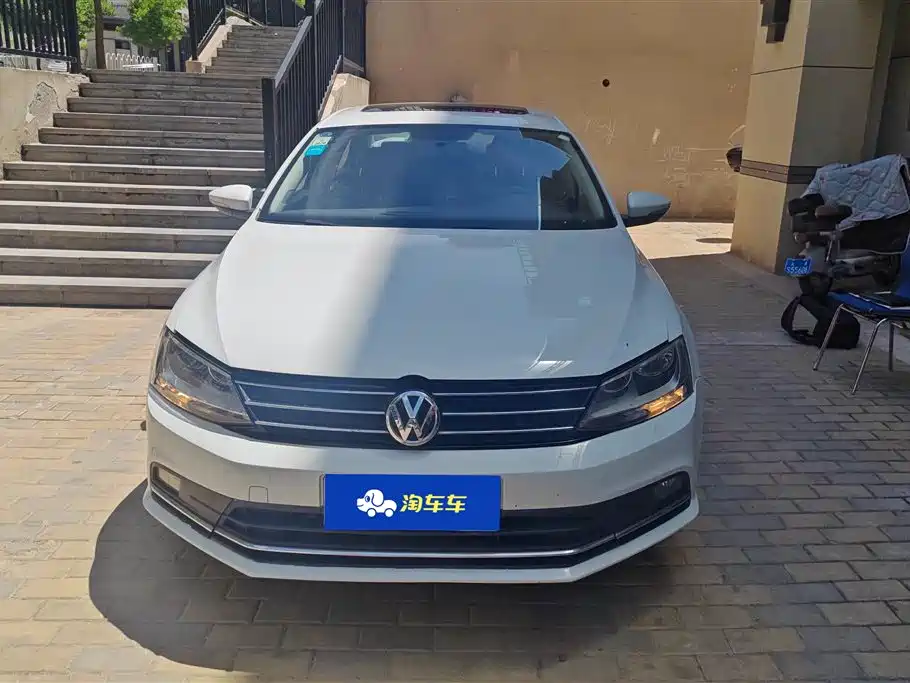 Volkswagen Sagitar 2015 1.6L Manual Fashion фото 2