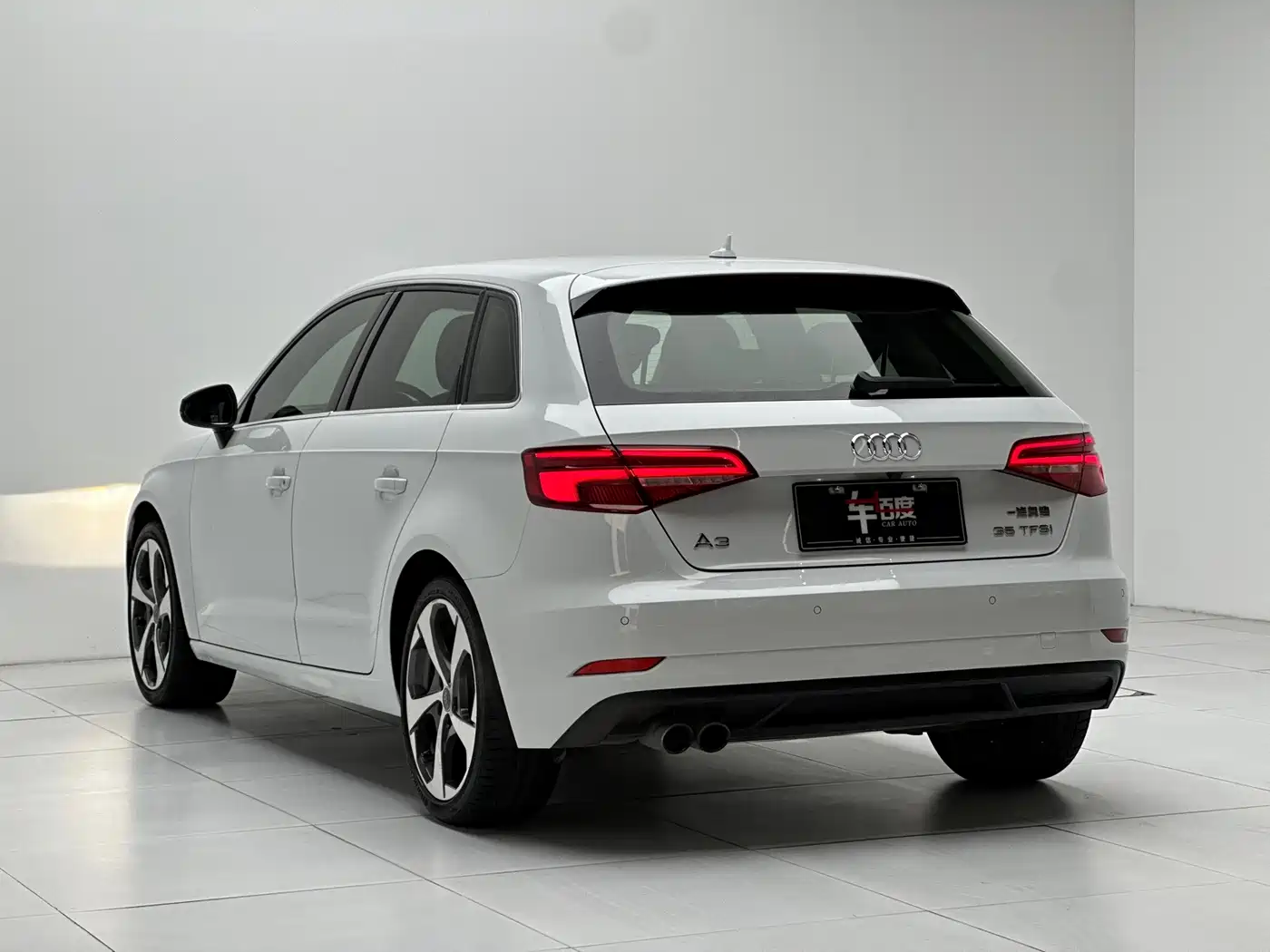 Audi A3 2018 30th Anniversary Sportback 35 TFSI Progressive фото 6