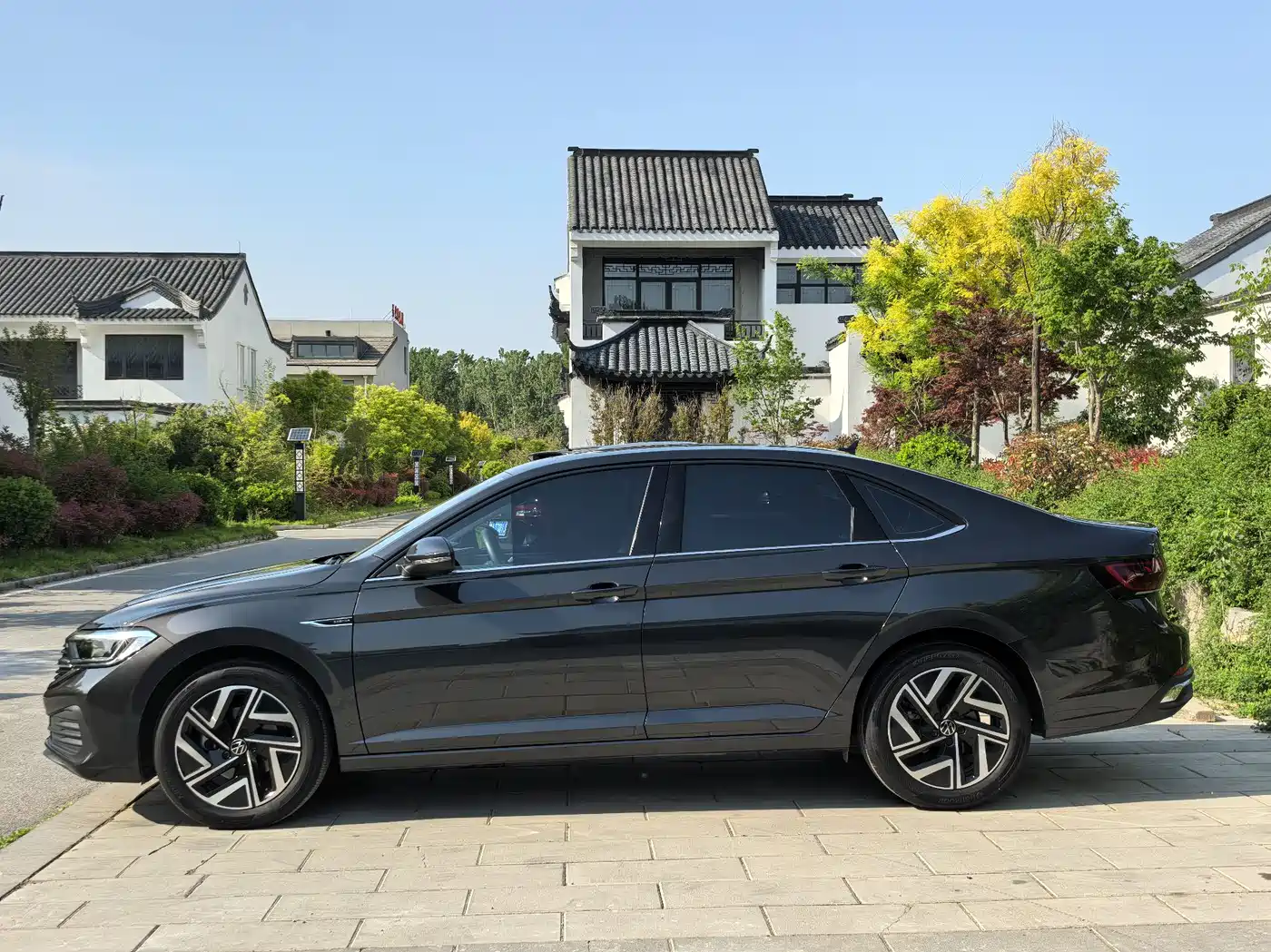 Volkswagen Sagitar 2024 300TSI DSG Flying Edition фото 7