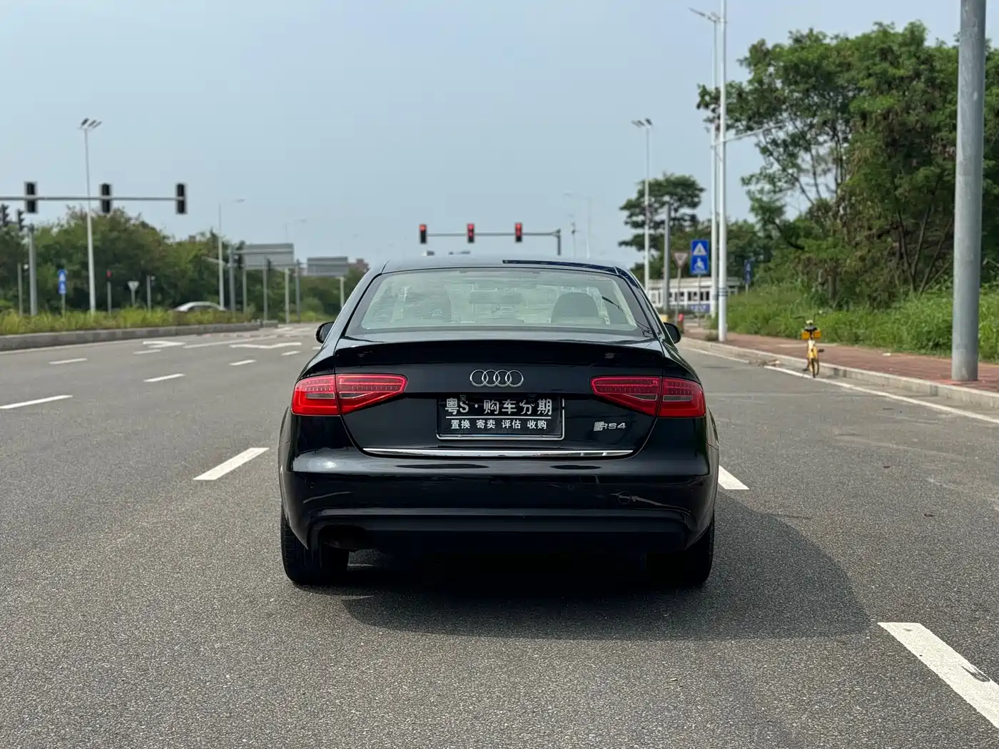 Audi A4L 2013 35 TFSI Automatic Standard фото 20