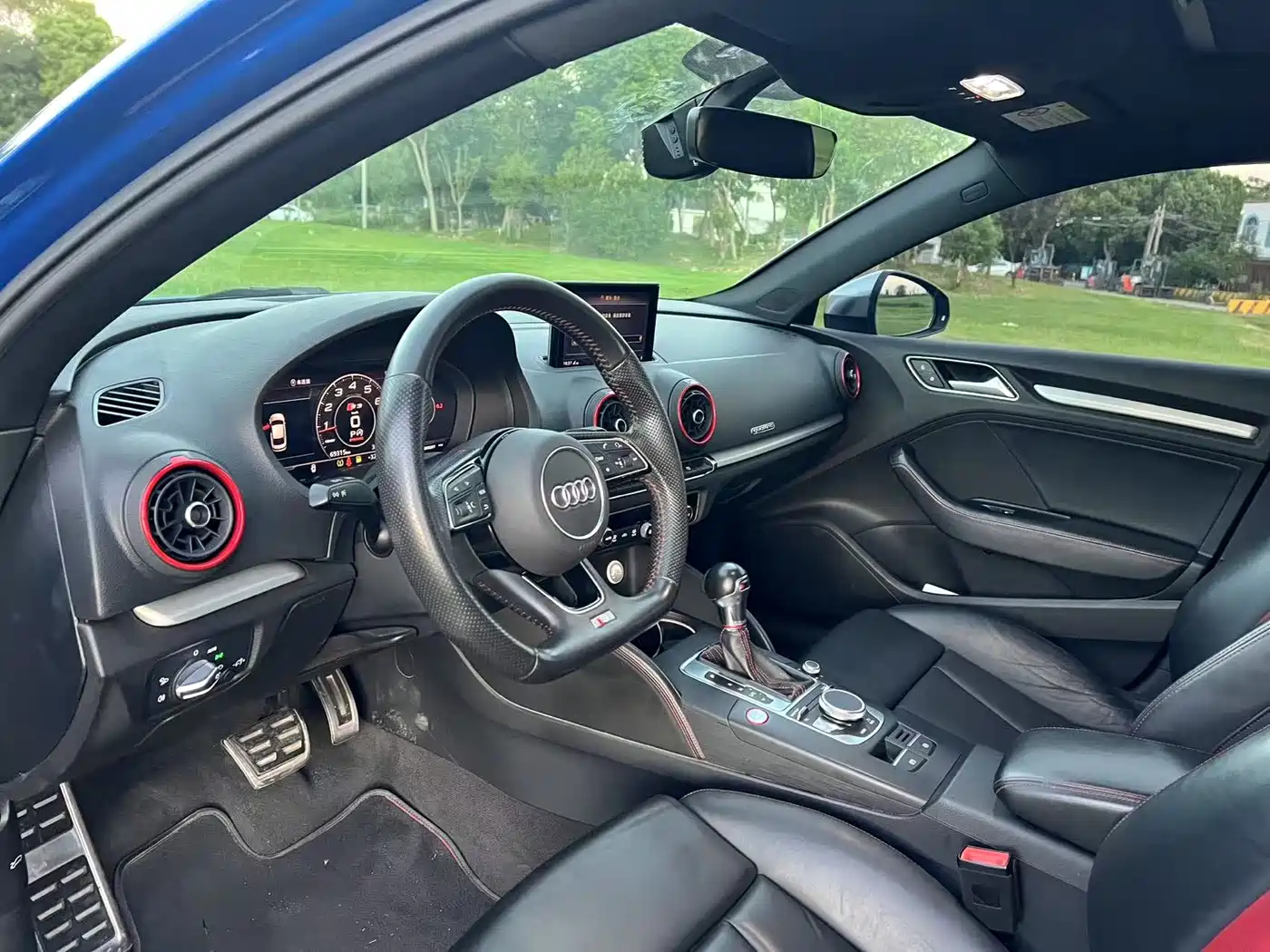 Audi S3 2019 Audi S3 2.0T Limousine фото 4