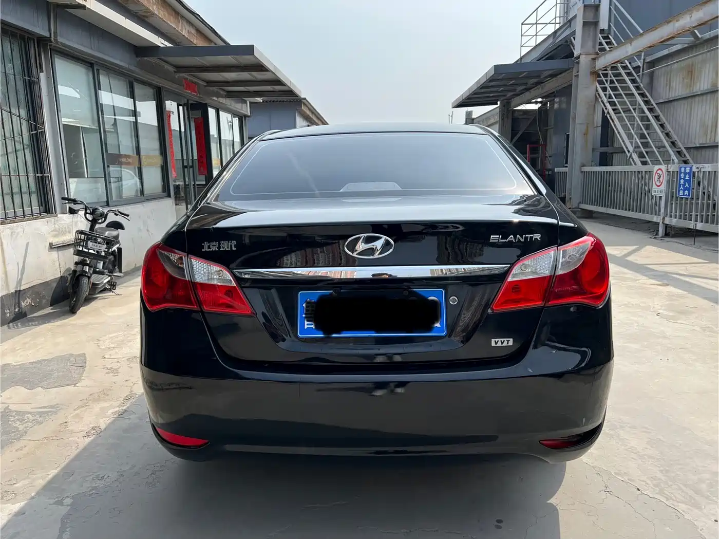 Hyundai Elantra 2011 1.6L Manual Comfort фото 5