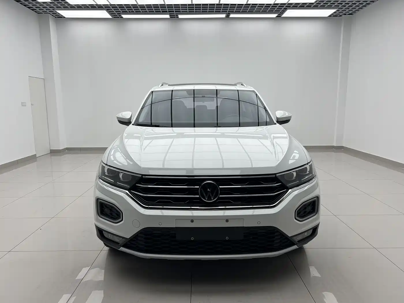 Volkswagen T-ROC 2022 280TSI DSG 2WD Comfort PLUS фото 2