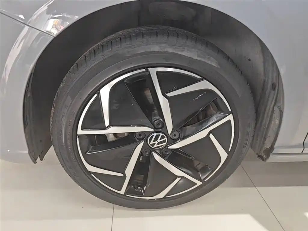 Volkswagen Lavida 2023 300TSI DSG Starlight Eternal Comfort Edition фото 23
