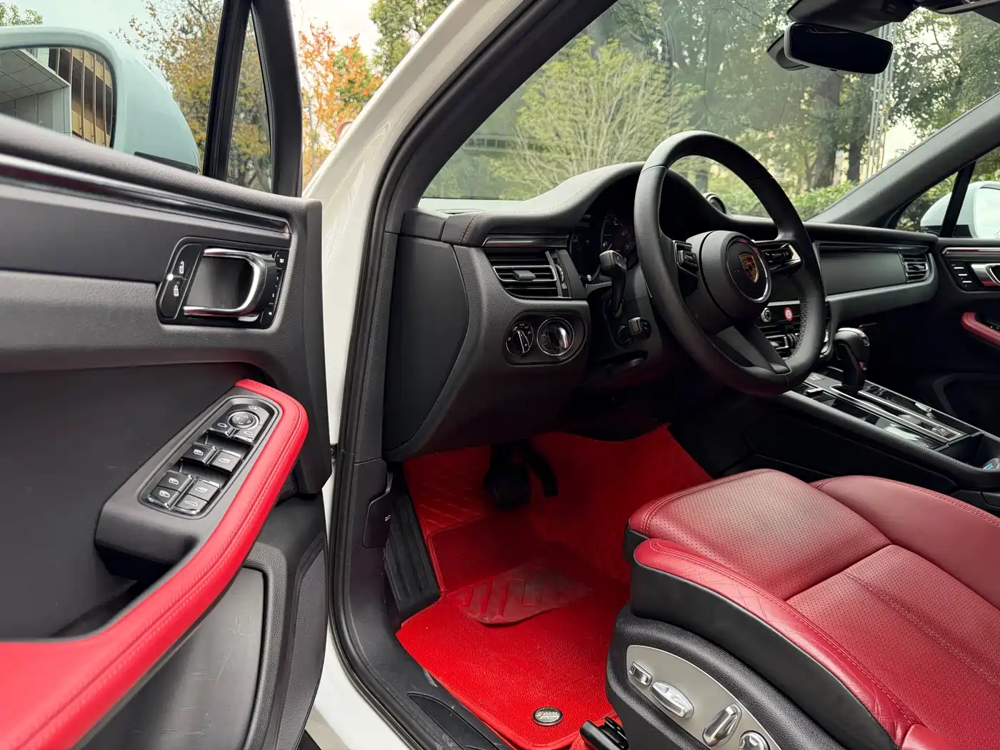 Porsche Macan 2023 Macan 2.0T фото 6