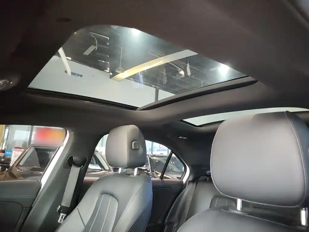 Mercedes-Benz A-Class 2021 Facelift A 180 L Sport Sedan фото 18