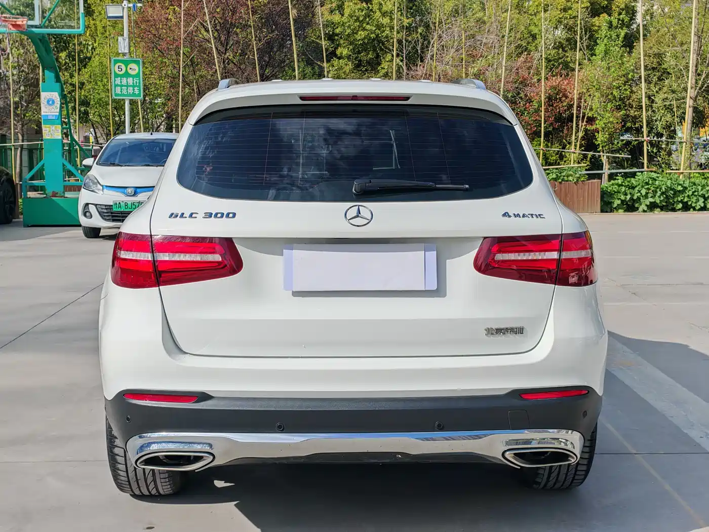 Mercedes-Benz GLC 2016 GLC 300 4MATIC Luxury фото 5