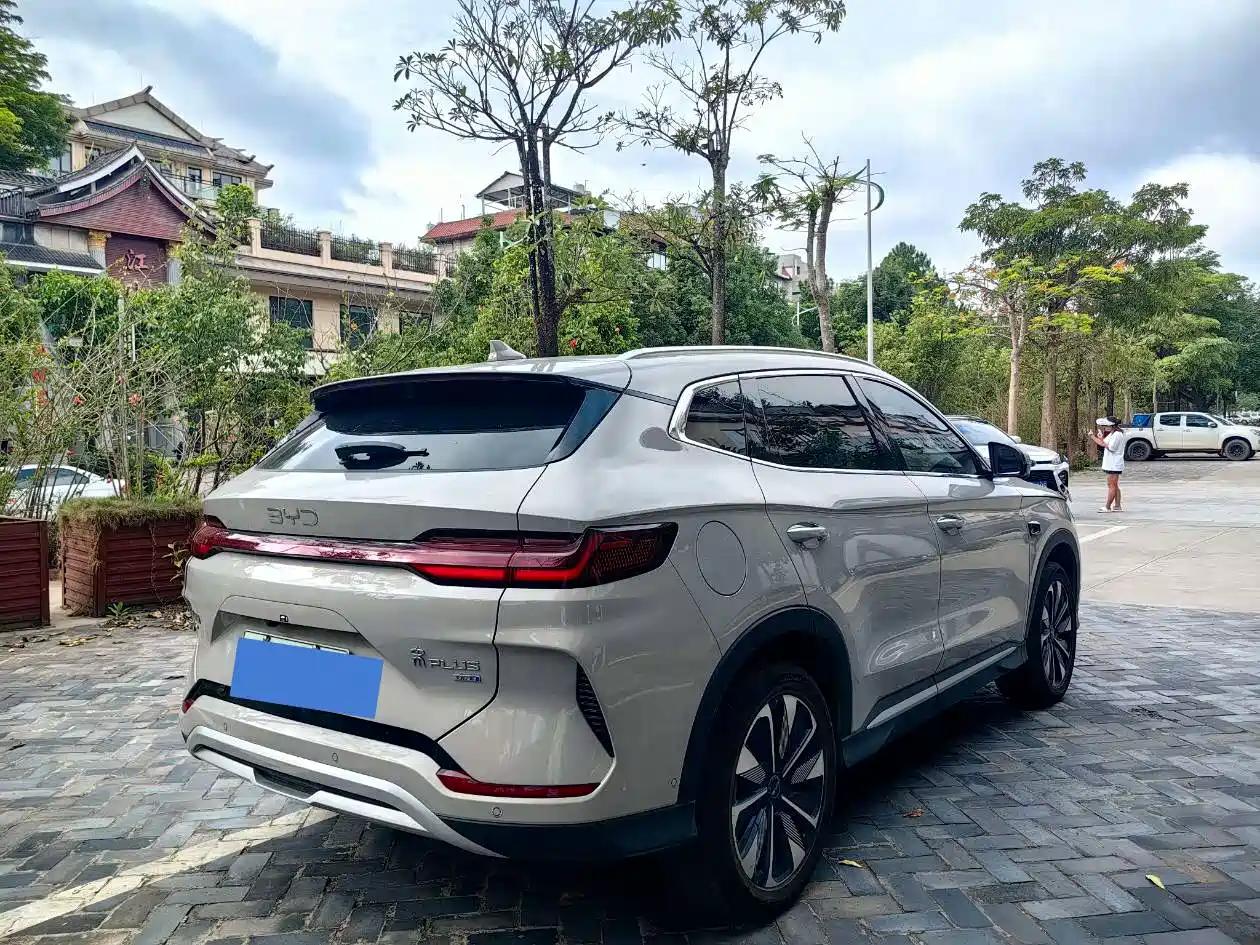 BYD Song PLUS PHEV 2025 EV Smart Driving Edition 520km Luxury фото 4