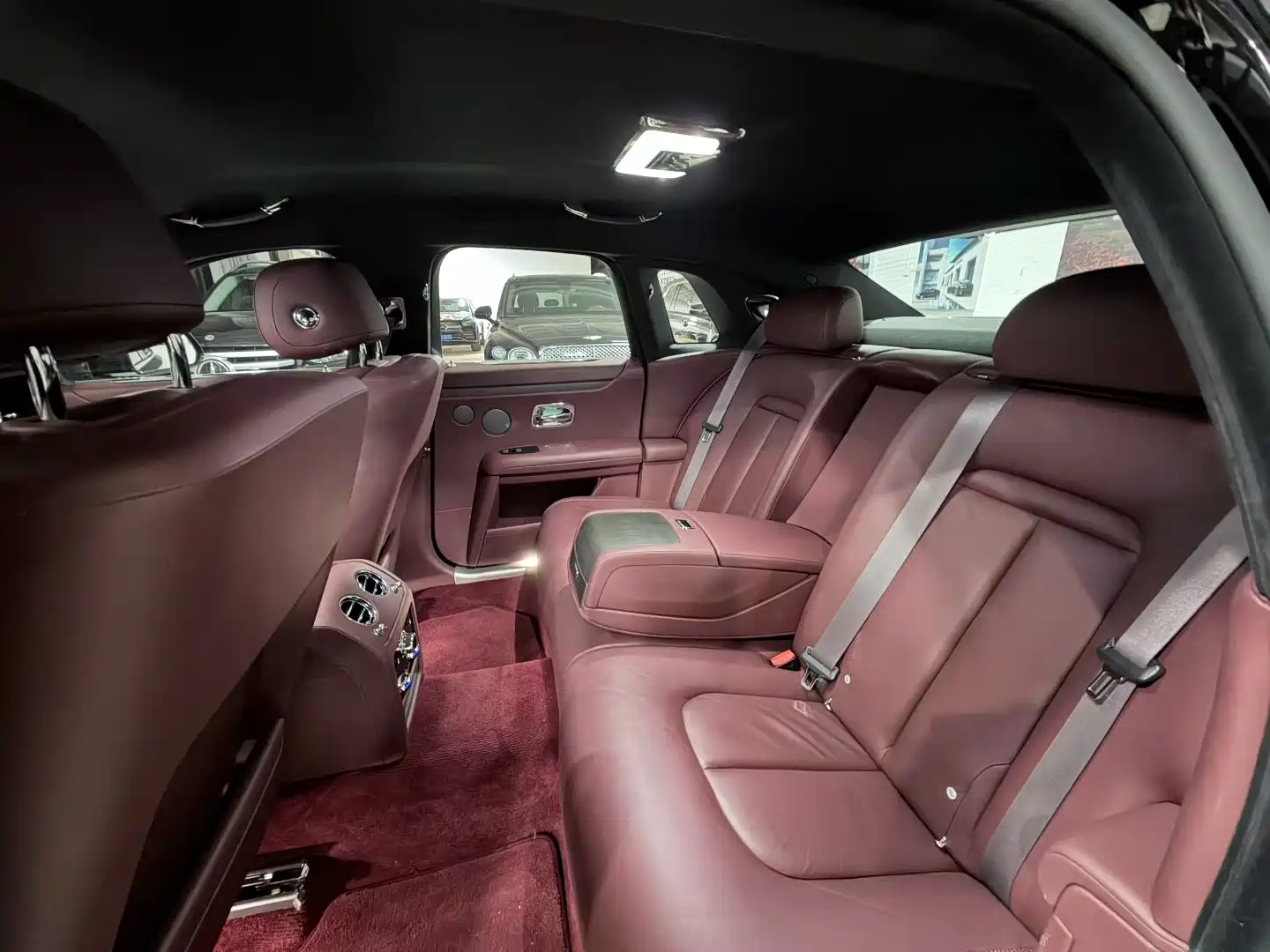 Фото 6 - Rolls-Royce Ghost