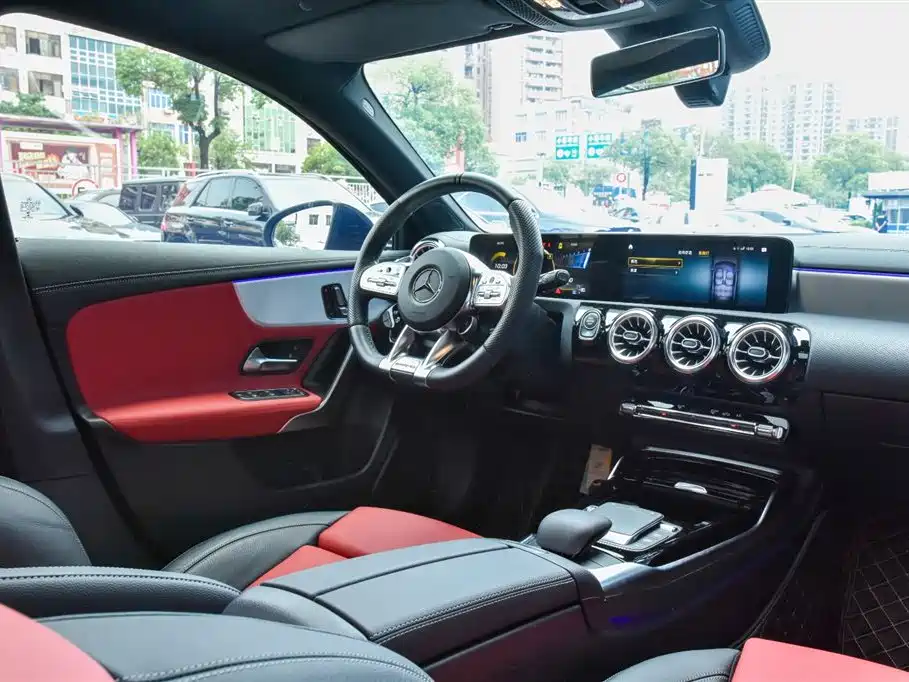 Mercedes-Benz A-Class AMG 2023 Model Year AMG A 35 L 4MATIC фото 19