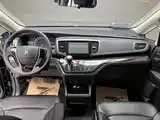 Photo 8 - Honda Odyssey