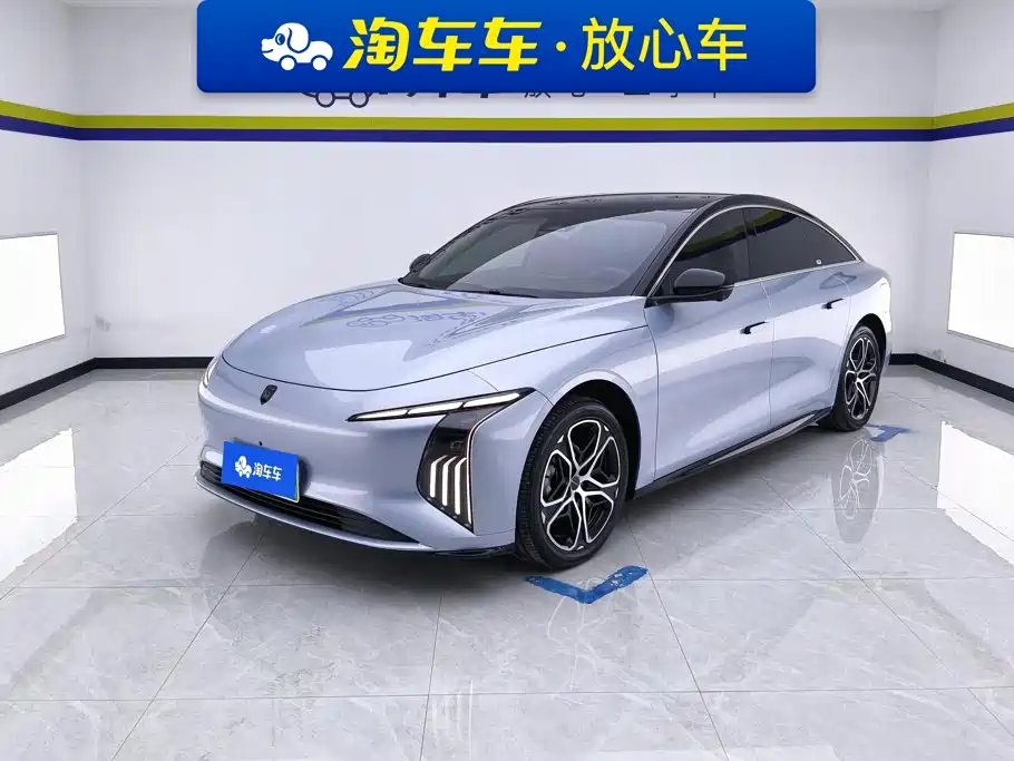 Dongfeng Fengxing Stellar S7 2025 2026 Model 650 Ultra-Fast Charge Luxury Edition