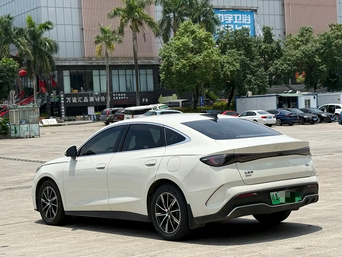 BYD Seal 06 DM-i Touring 2025 DM-i 80KM Premium фото 4