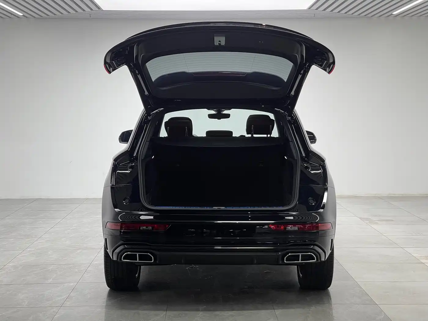 Audi Q5L 2024 Model 40 TFSI Luxury Dynamic фото 10