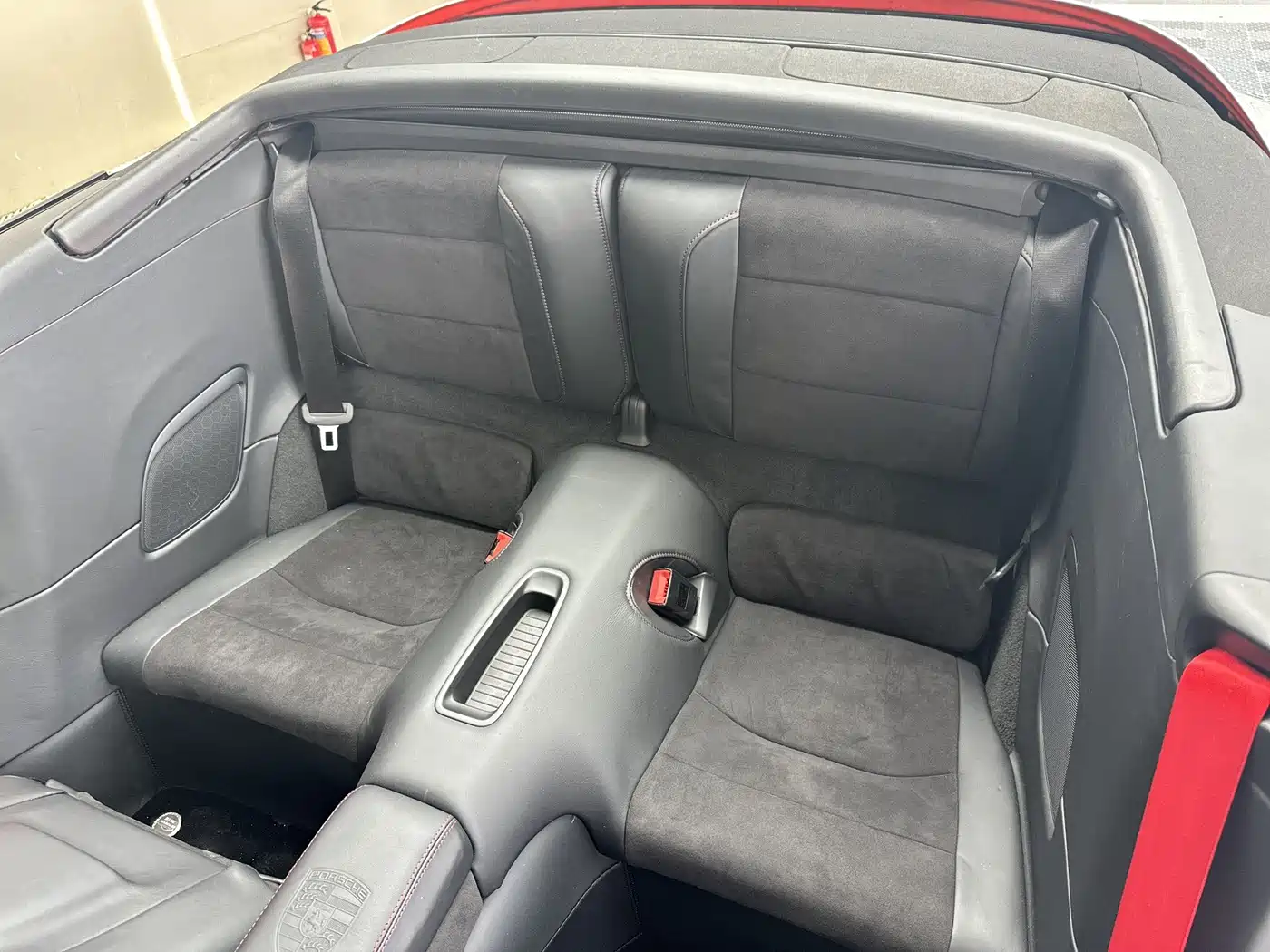 Porsche 911 2016 Carrera Cabriolet 3.0T фото 13