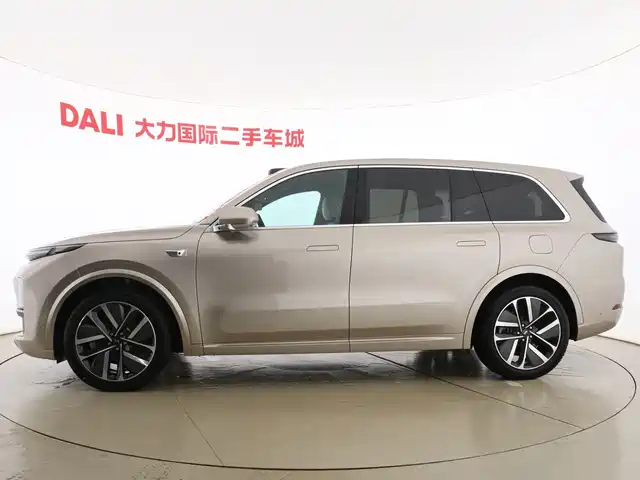 Li Auto Li Xiang L9 2022 Max — фото 4
