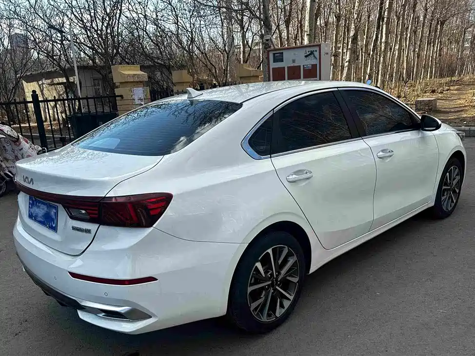 Kia K3 2023 2021 Facelift 1.5L CVT Fashion Edition