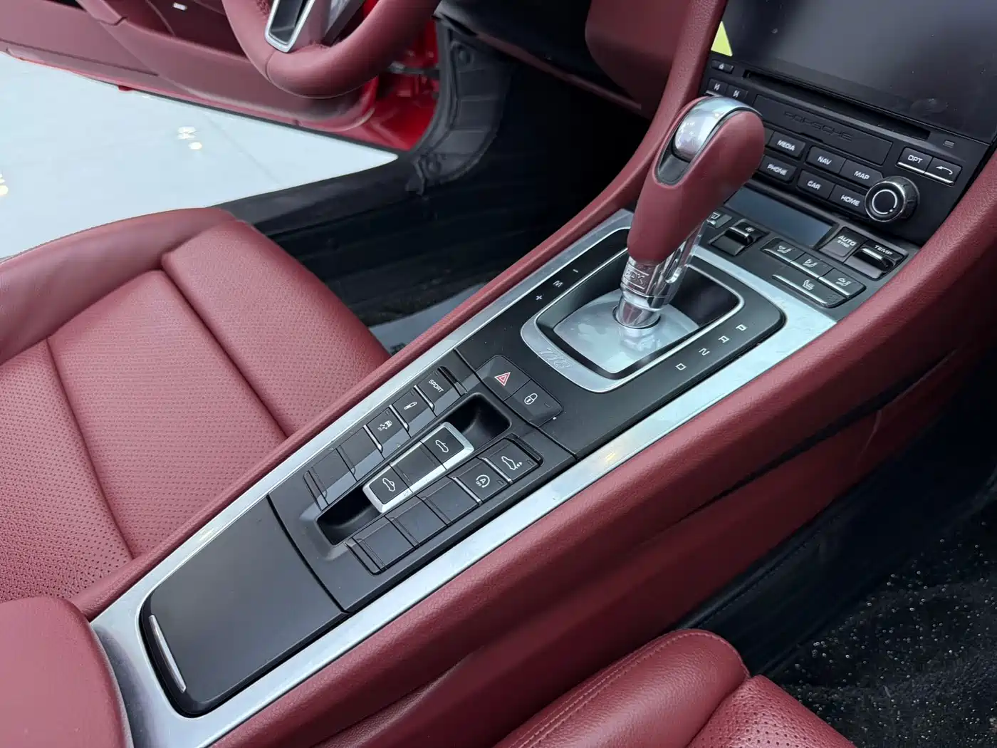Porsche 718 2016 Boxster 2.0T фото 13