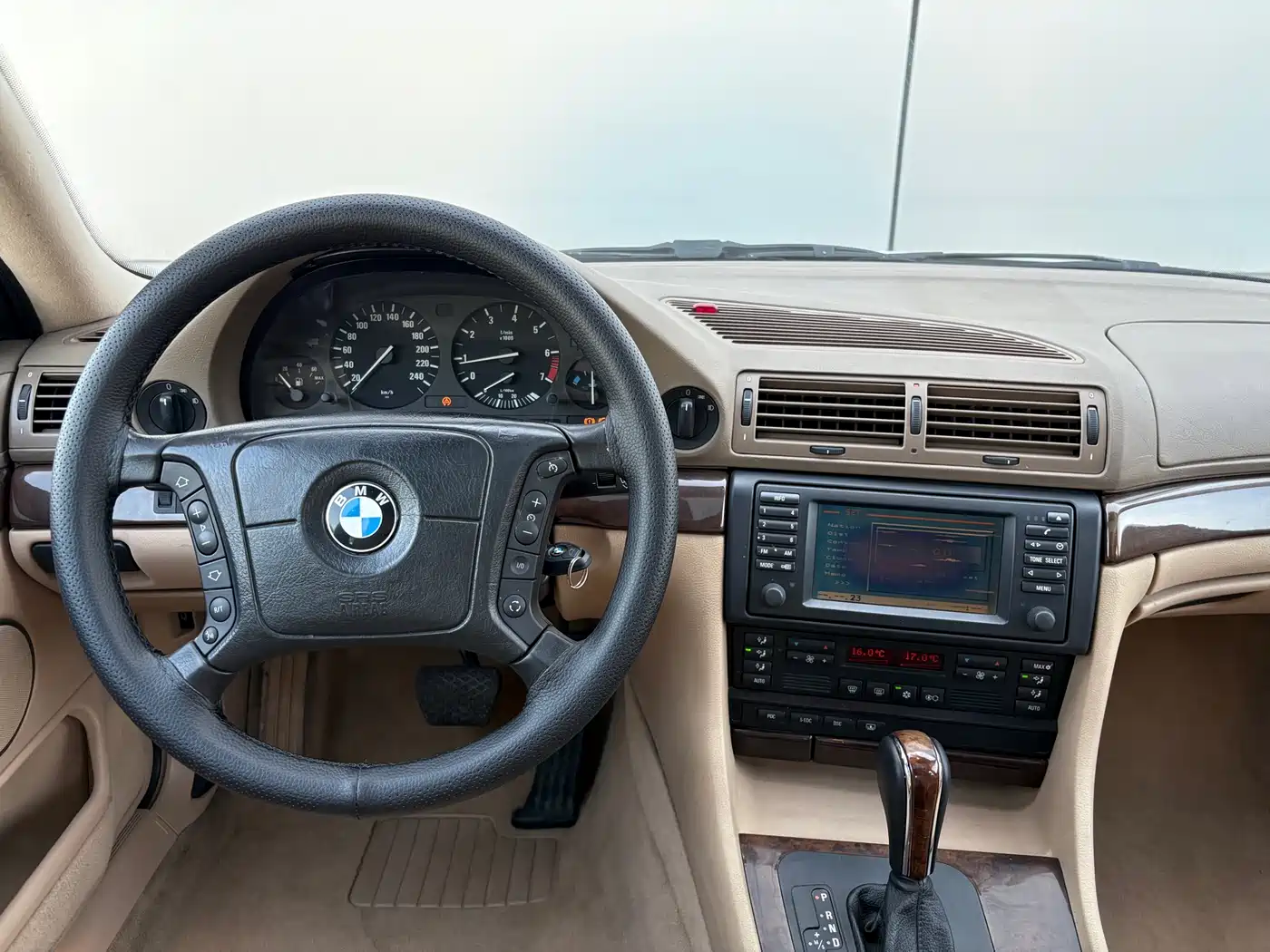 BMW 7 Series 2002