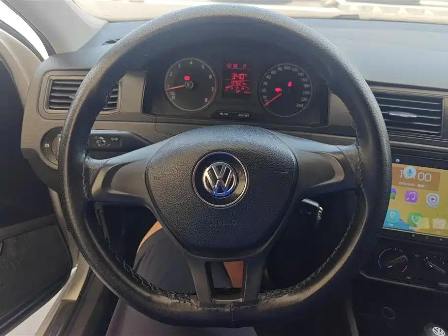 Volkswagen Santana 2016 1.6L Automatic Trend Edition фото 15