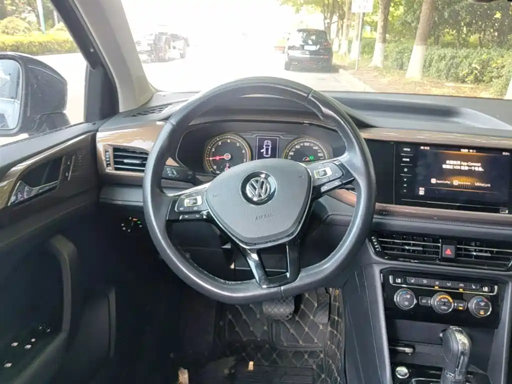 Volkswagen Tharu 2020 Model 280TSI 2WD Luxury Plus China VI фото 11