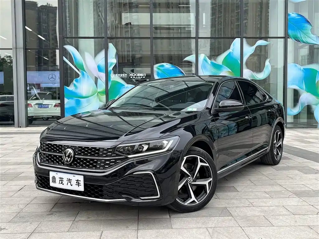 Volkswagen Passat 2024 380TSI Starlight Dragon Soaring Edition