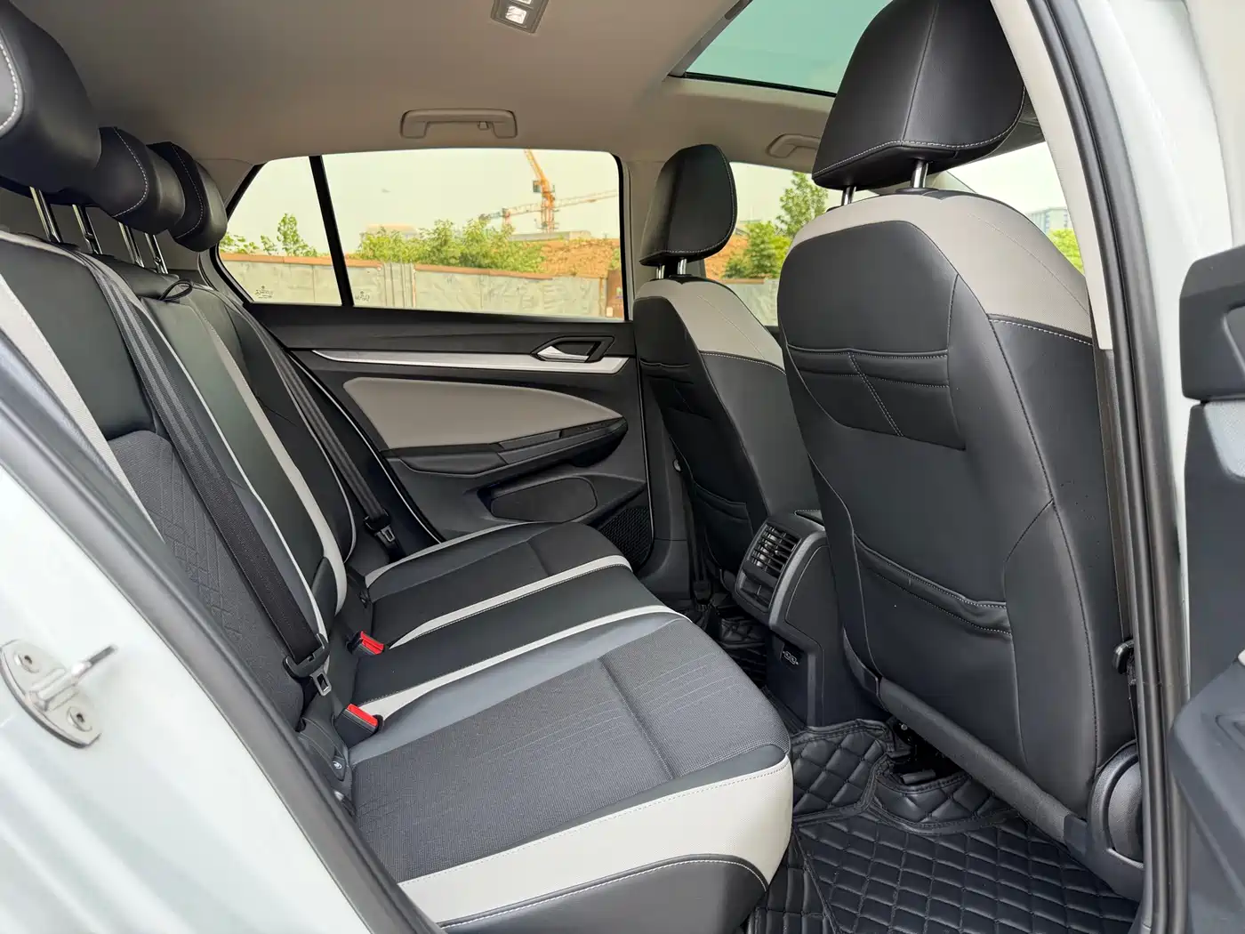 Volkswagen Golf 2021 280TSI DSG Pro фото 11