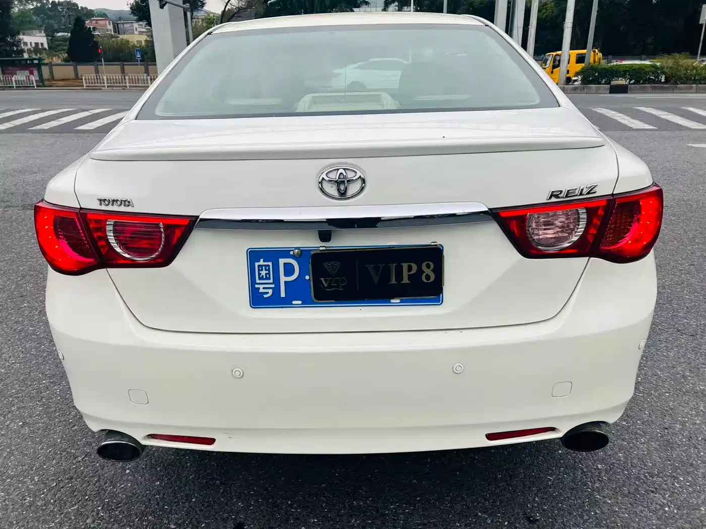 Toyota Reiz 2010 2.5S Elegance Elite Edition фото 5
