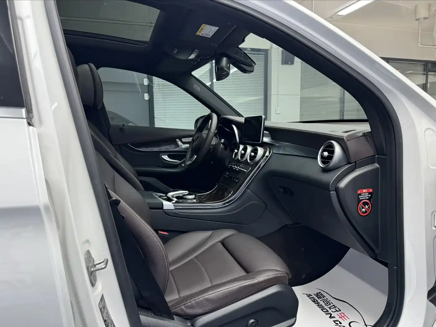 Mercedes-Benz GLC 2019 GLC 260 4MATIC Dynamic фото 12