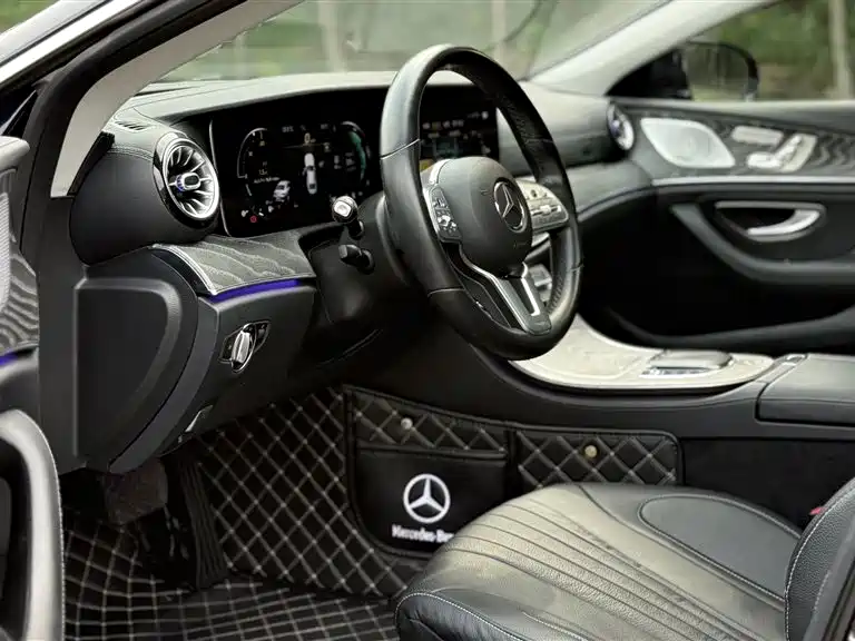 Mercedes-Benz CLS 2021 CLS 300 Sport фото 4