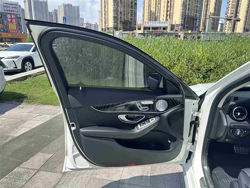 Mercedes-Benz C-Class 2018 C 200 L Sport Achievement Special Edition фото 14
