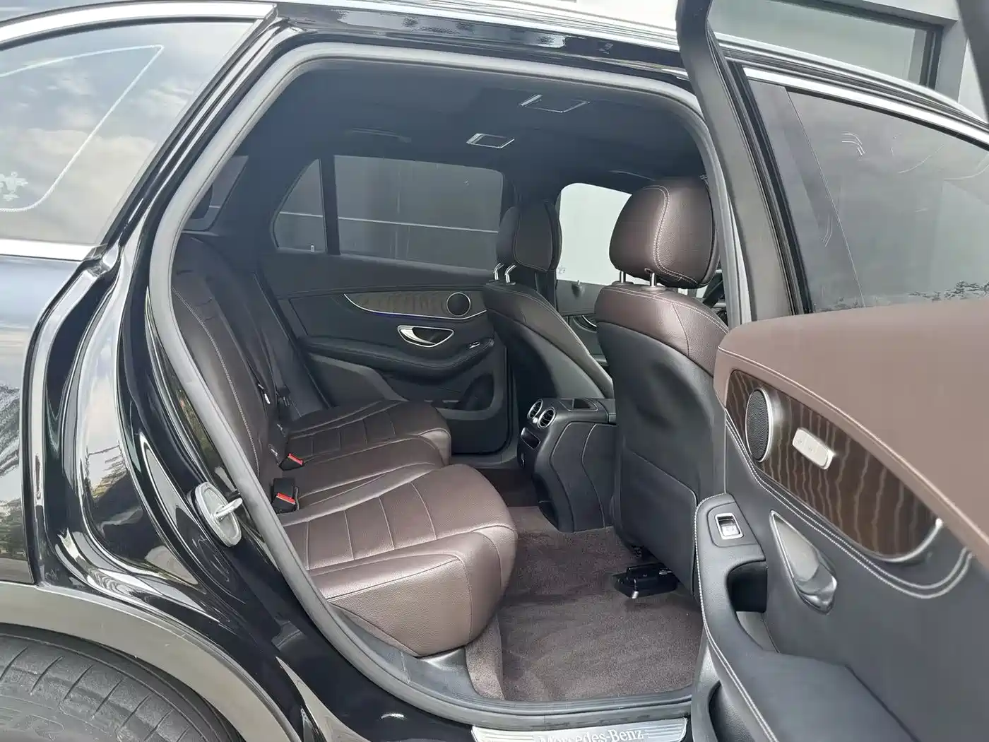 Mercedes-Benz GLC 2020 GLC 300 L 4MATIC Dynamic фото 26