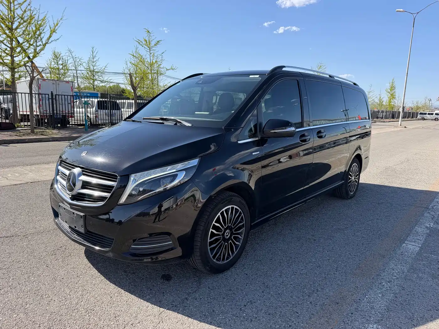 Mercedes-Benz V-Class 2018 V 260 Premium Edition China VI