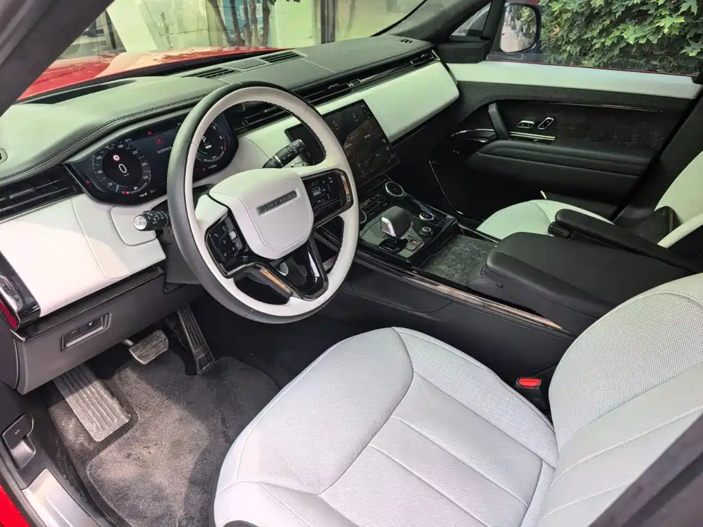 2024 Land Rover Range Rover Sport PHEV