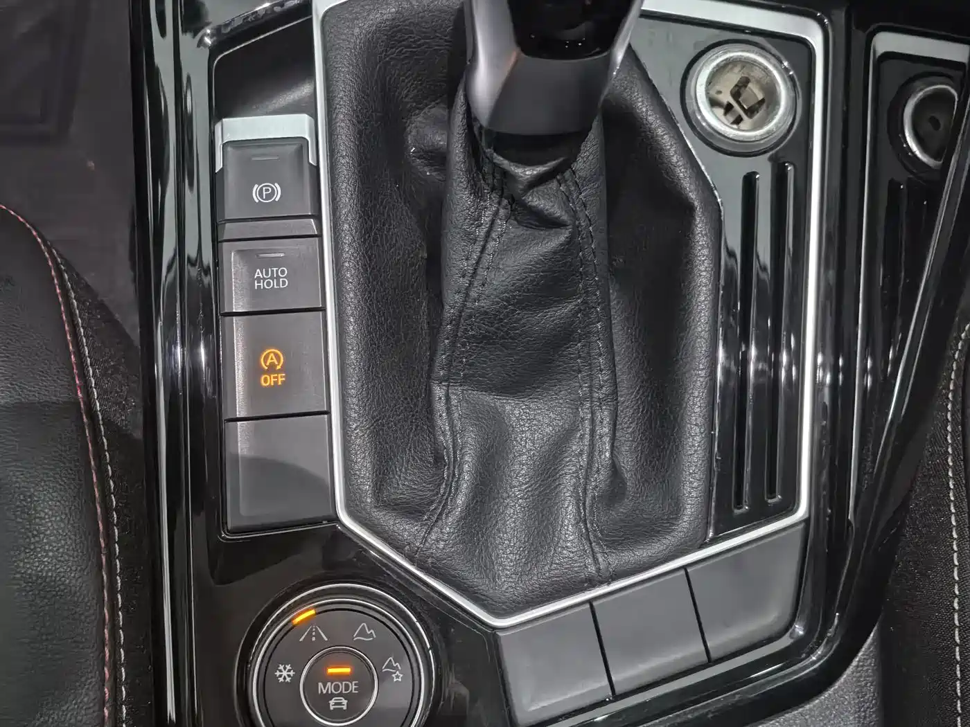 Volkswagen Tayron 2019 330TSI 4WD Luxury China VI фото 11