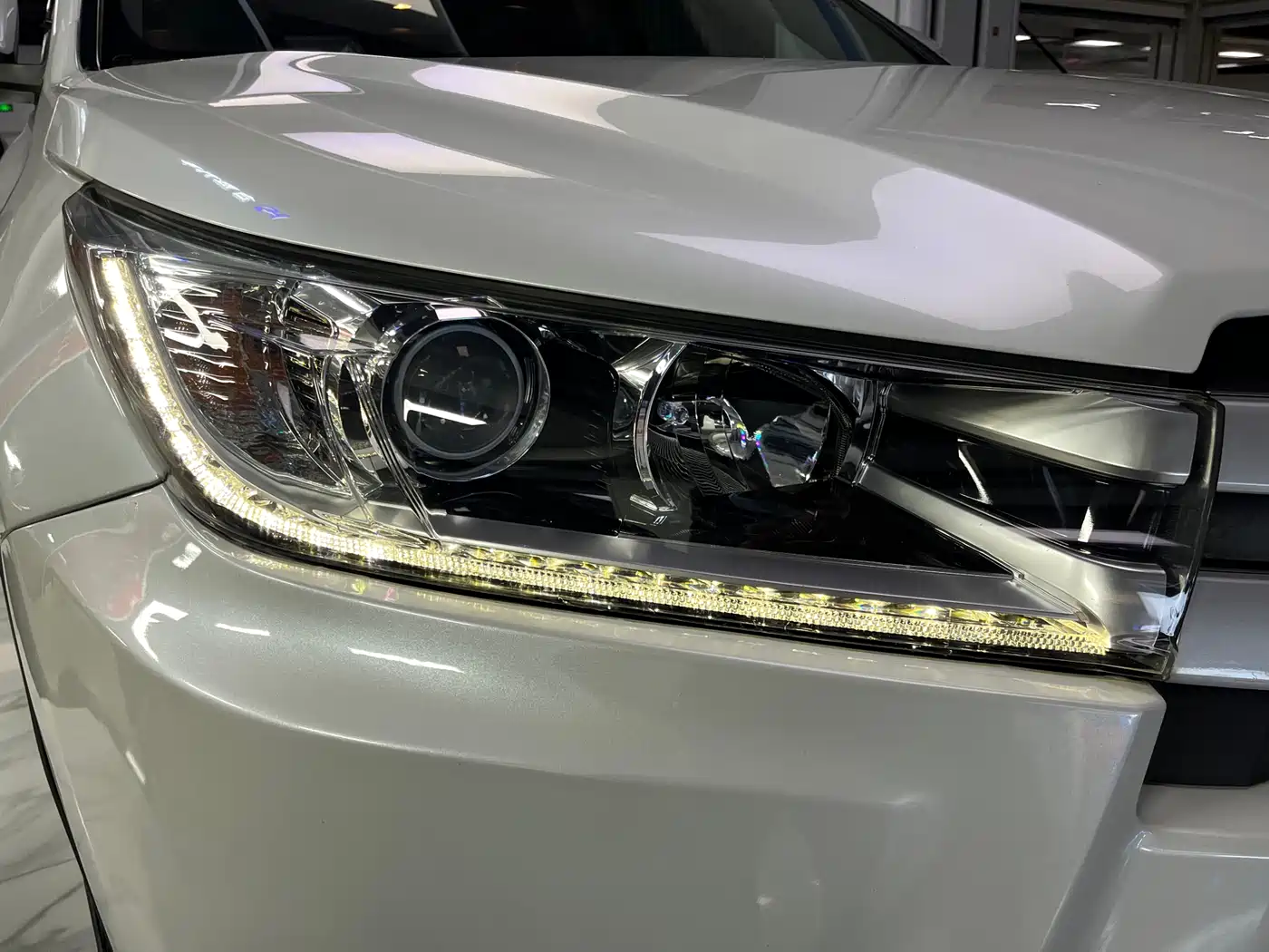 Toyota Highlander 2018 2.0T 4WD Luxury 7-seater China VI фото 11