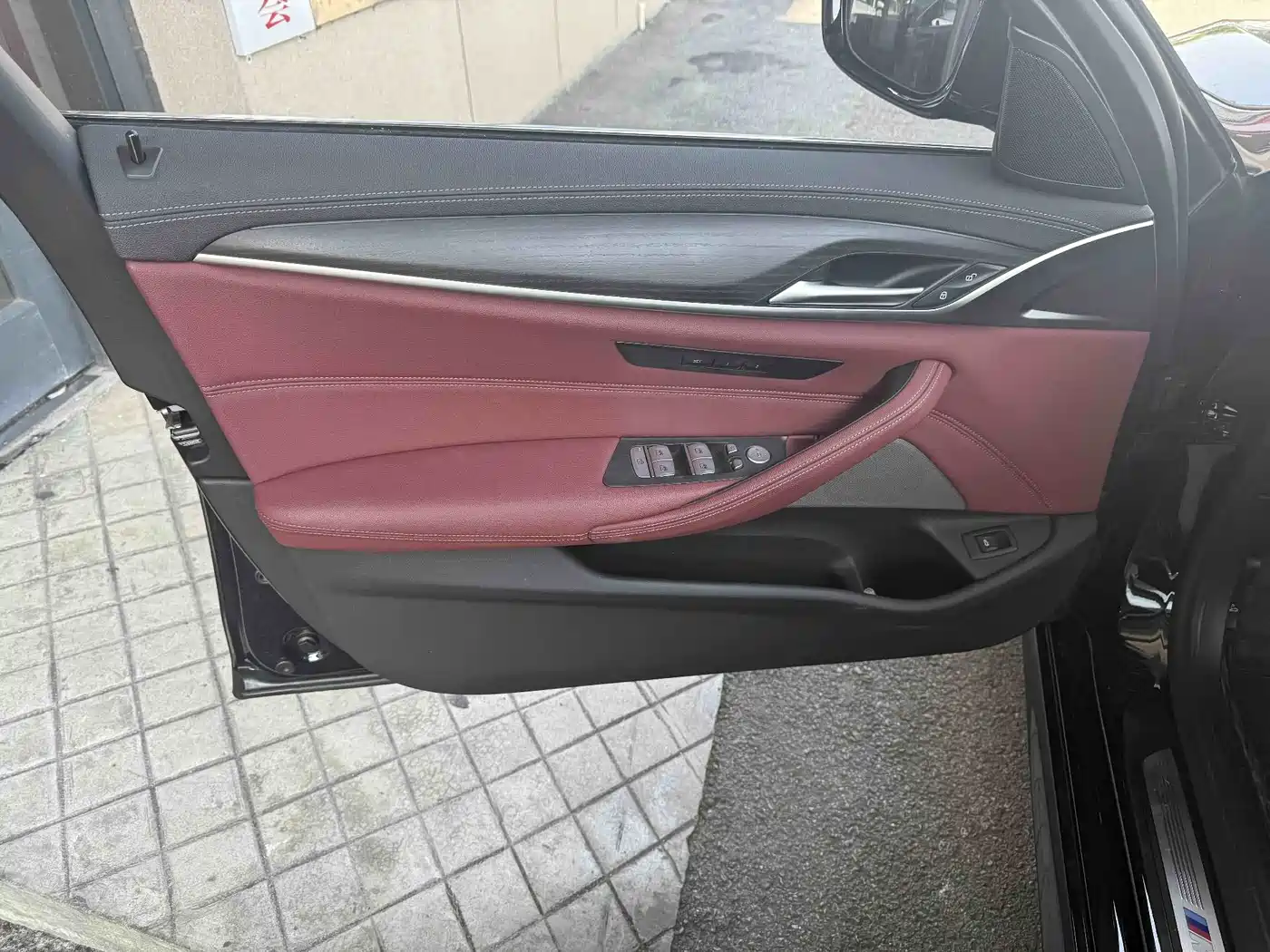 BMW 5 Series 2022 530Li Leading M Sport Package фото 6