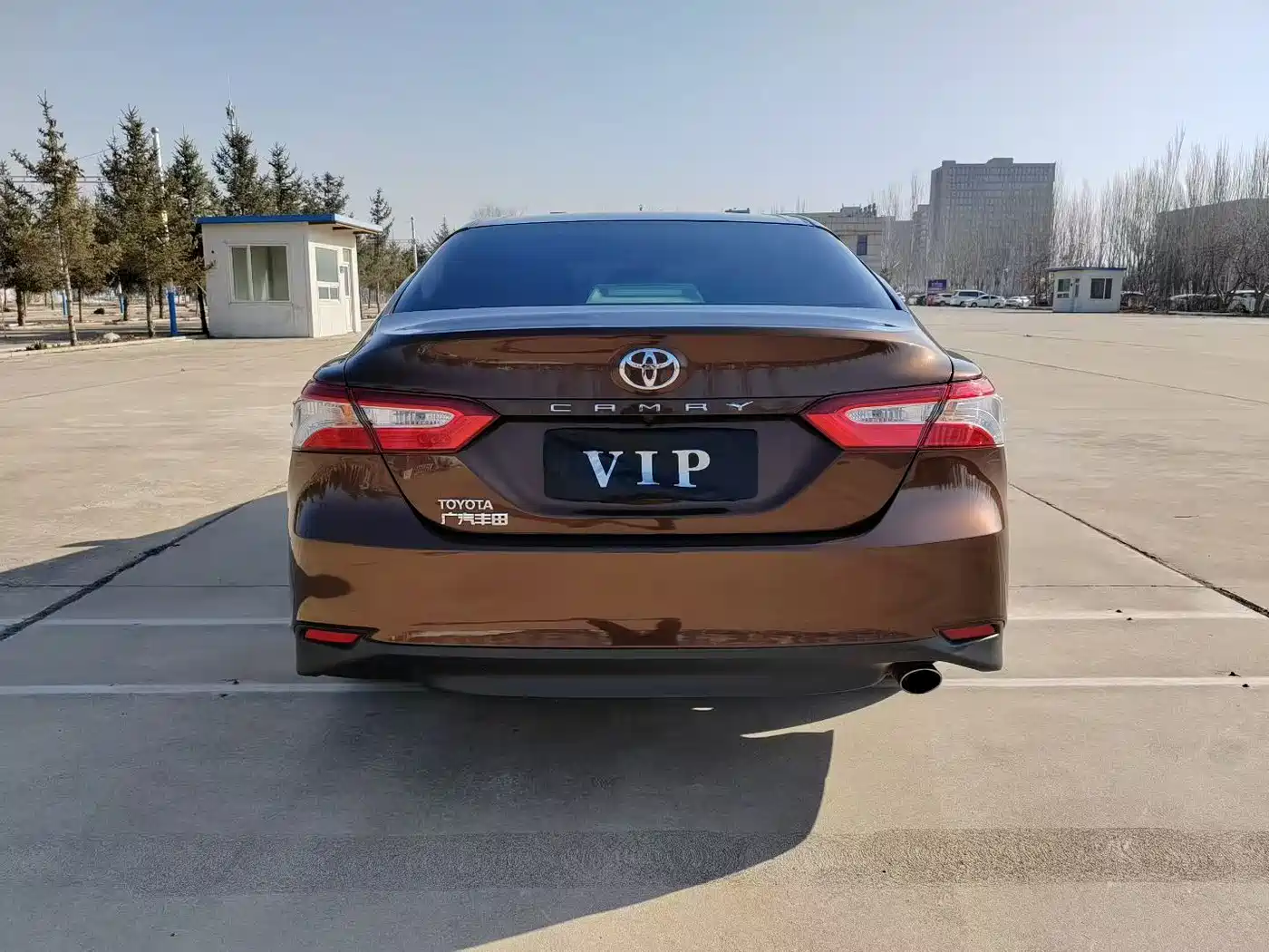 Toyota Camry 2018 2.0E Premium Edition фото 7