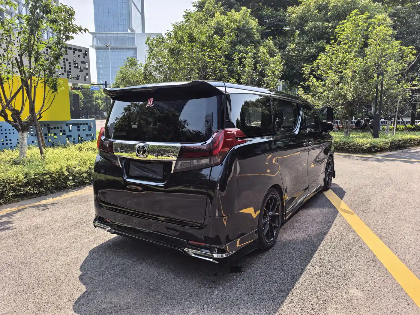 Toyota Alphard 2018 3.5L Premium фото 15