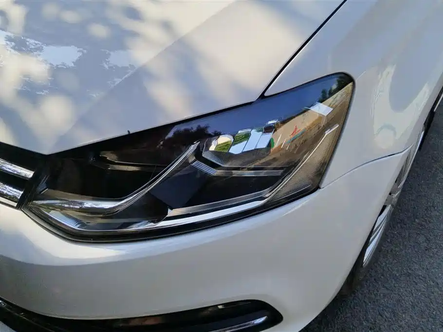 Volkswagen Polo 2016 1.6L Automatic Comfort фото 5