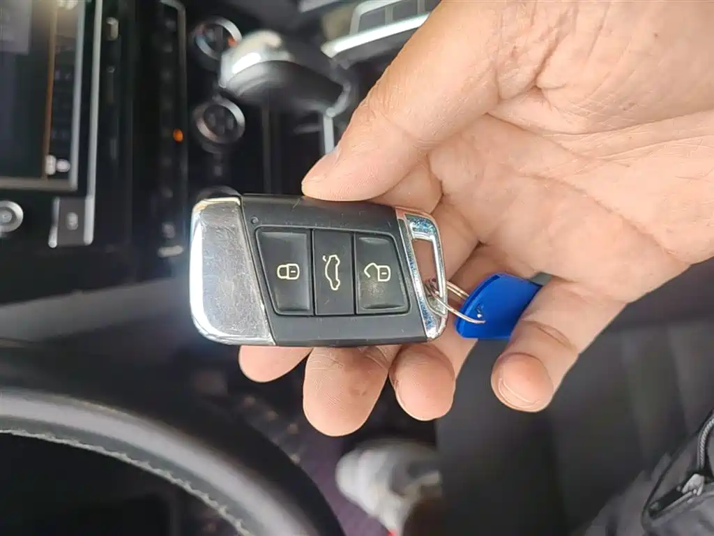 Volkswagen Magotan 2018 330TSI DSG Luxury фото 9
