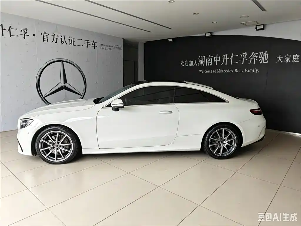 Mercedes-Benz E-Class (Import) 2023 E 260 Coupe фото 3