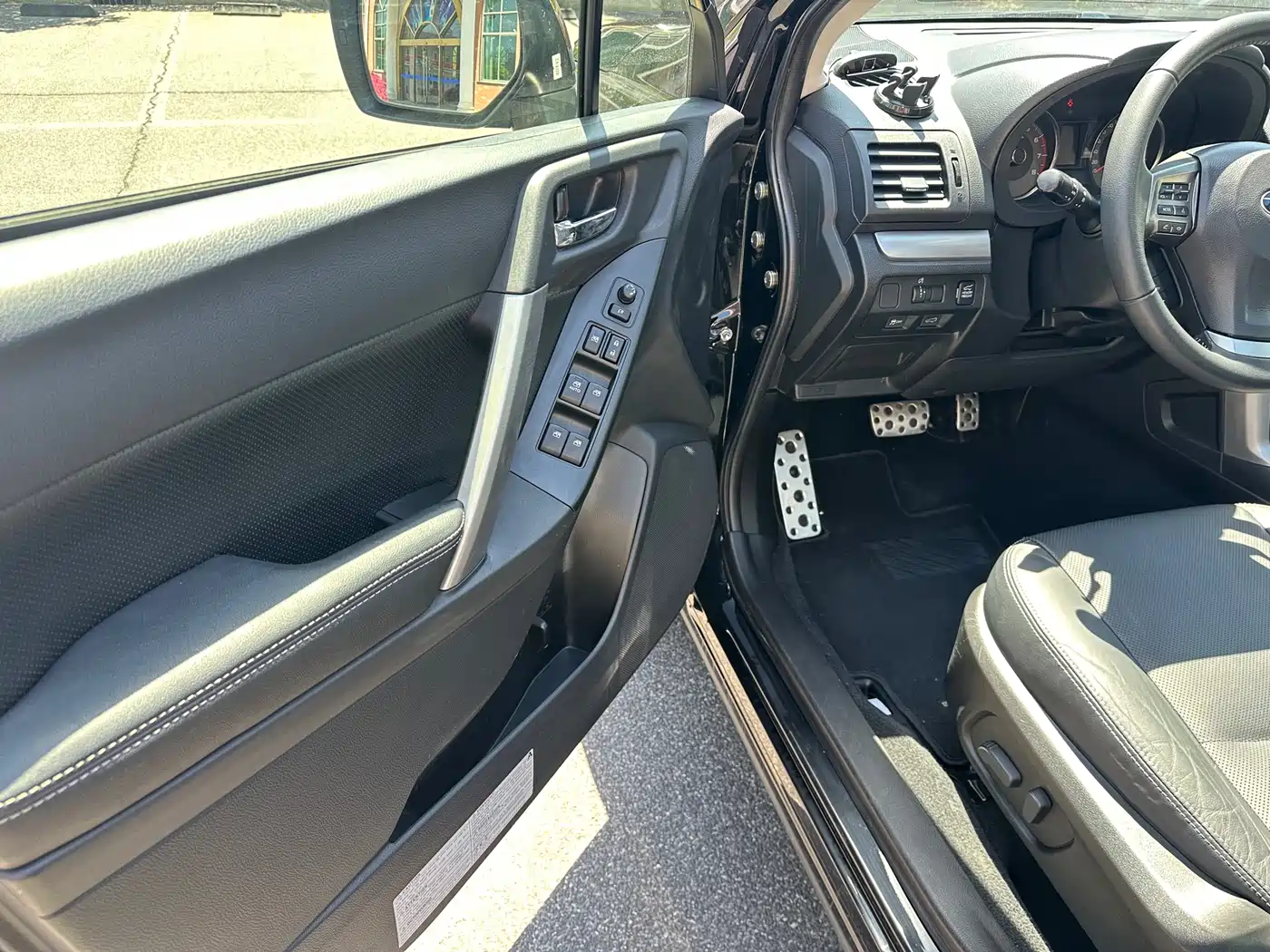 Subaru Forester 2013 2.5i Automatic Premium Edition фото 16