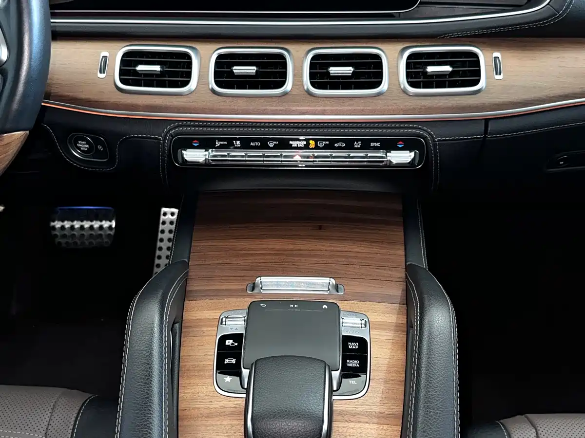Mercedes-Benz GLS 2020 GLS 450 4MATIC Luxury фото 21