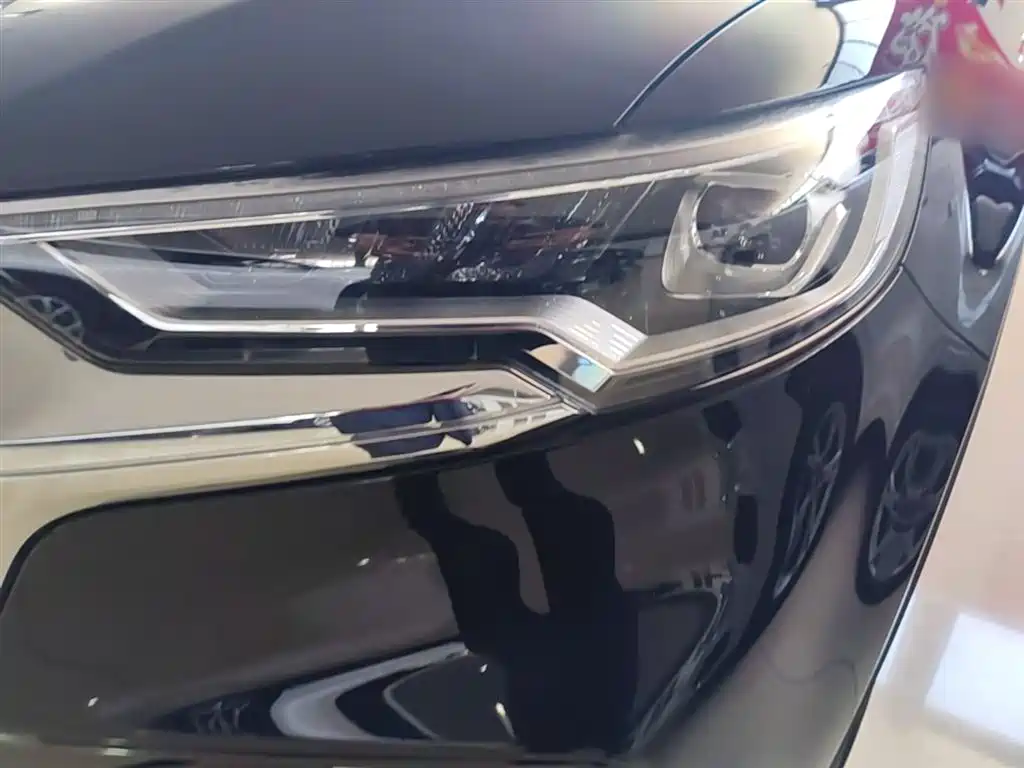 Hongqi HS5 2022 Facelift 2.0T Smart Flag Enjoyment AWD Edition фото 24