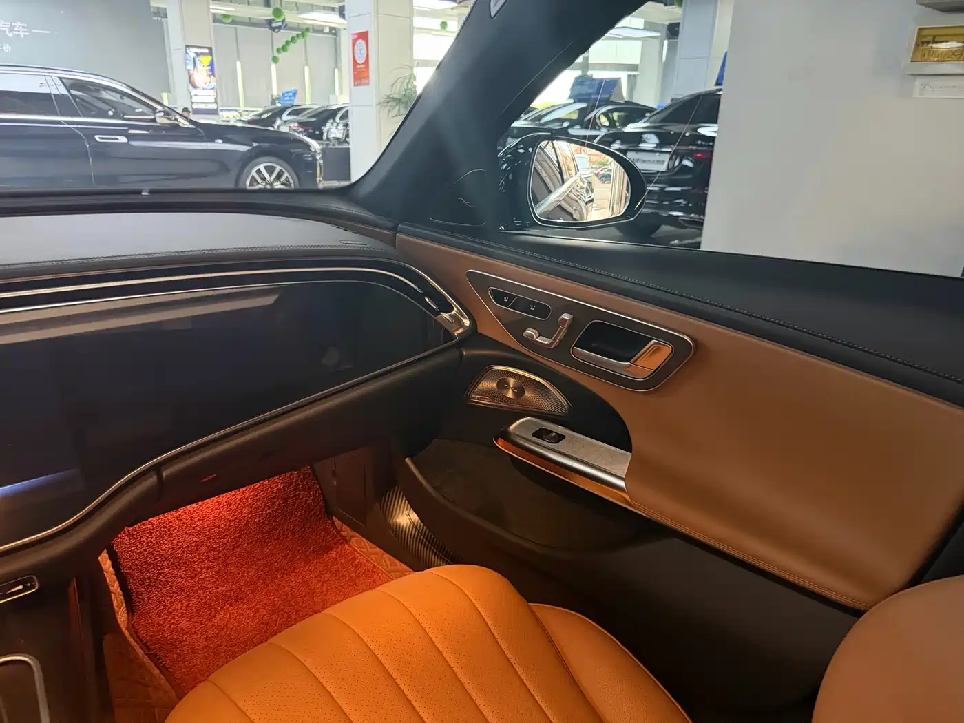 Mercedes-Benz E-Class 2025 E 300 L Luxury фото 18