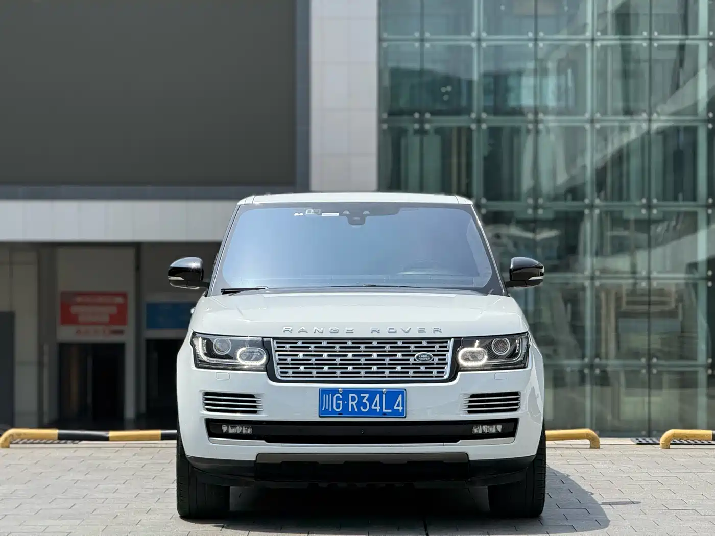 Land Rover Range Rover 2015 3.0 TDV6 Hybrid Vogue SE Genesis Extended фото 2
