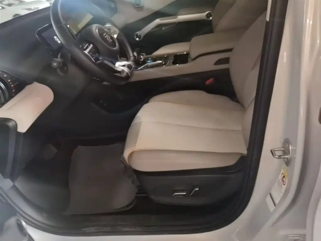 BYD Yuan PLUS 2024 Glory Edition 510KM Leading фото 15